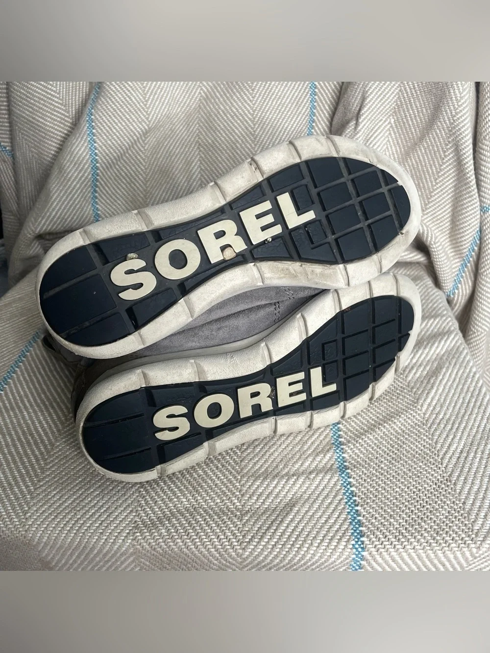 Sorel Women's Sz 8 Whitney Suede Faux Fur Waterproof Snow Winter Boots Grey
